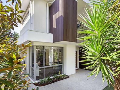 2 Honeypot Way, Churchlands WA 6018
