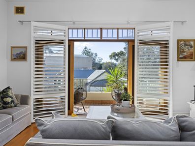 11/12 Doepel Street, North Fremantle WA 6159