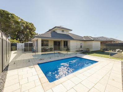 4 Birdie Grove, Yanchep WA 6035