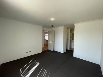 12 Greenslade Crescent, Ellenbrook WA 6069