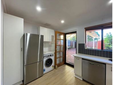 2/151 Gildercliffe Street, Scarborough WA 6019