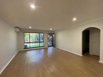 2/151 Gildercliffe Street, Scarborough WA 6019