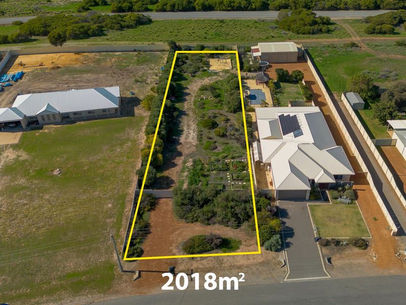 44A Eakins Crescent, Wandina