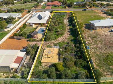 44A Eakins Crescent, Wandina WA 6530