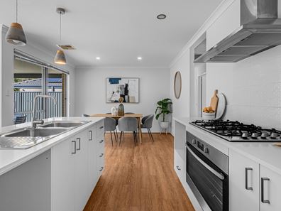 1 Yakka Way, Wandi WA 6167