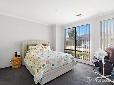 17 Lismore Road, Byford WA 6122