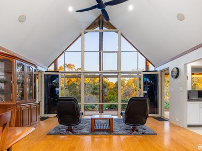 7 Butter Gum Close, Serpentine WA 6125