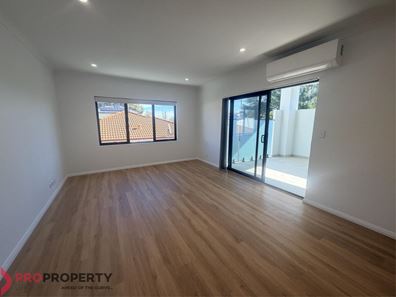6/23 Peppering Way, Westminster WA 6061