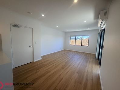 6/23 Peppering Way, Westminster WA 6061