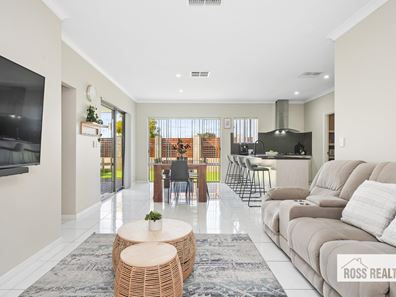 2 Grandis Road, Dayton WA 6055
