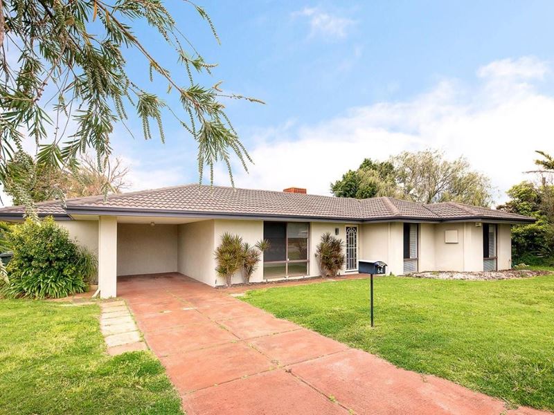 64 Broadhurst Crescent, Bateman WA 6150