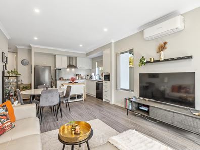 3/4 Farne Close, Warwick WA 6024