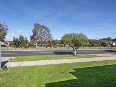 206 Dunsborough Lakes Drive, Dunsborough WA 6281