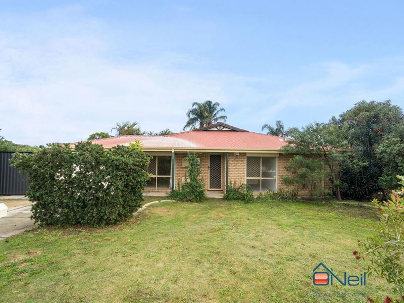 112 Lowanna Way, Armadale WA 6112