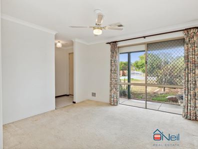 112 Lowanna Way, Armadale WA 6112