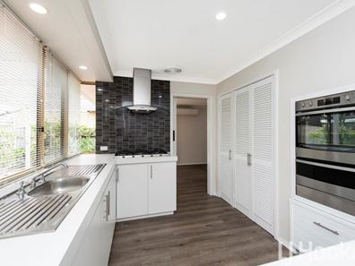 26 Mangles Street, Warnbro WA 6169