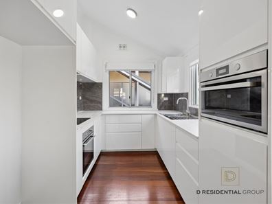 12 Dumbarton  Crescent, Menora WA 6050
