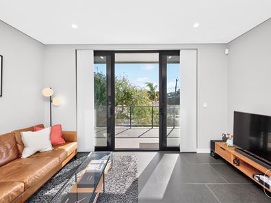 6/79 Bourke Street, Leederville WA 6007