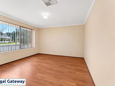 27 Harvest Lakes Boulevard, Atwell WA 6164
