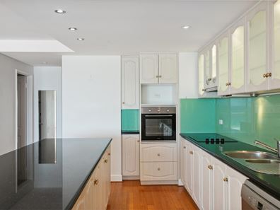 E402/183 West Coast Highway, Scarborough WA 6019