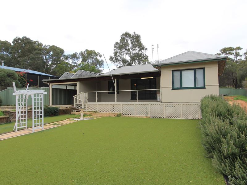 54 Telegraph Road, Toodyay WA 6566