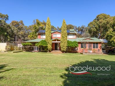 1530 Walker Street, Mundaring WA 6073