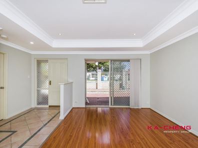 1/132 Edward Street, Bedford WA 6052