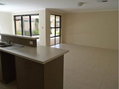 5 Philadelphia Parade, Canning Vale WA 6155