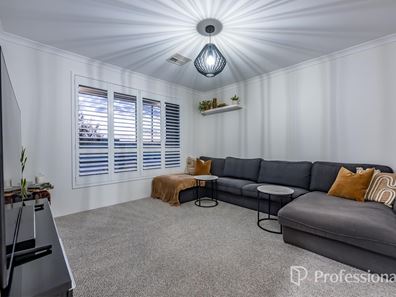 70 Chesham Rise, Alkimos WA 6038