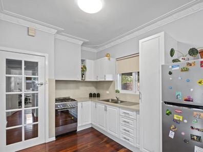 56 Cornwall Street, Lathlain WA 6100
