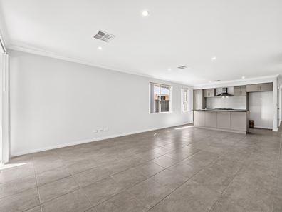 6 Swainsona Road, Henley Brook WA 6055