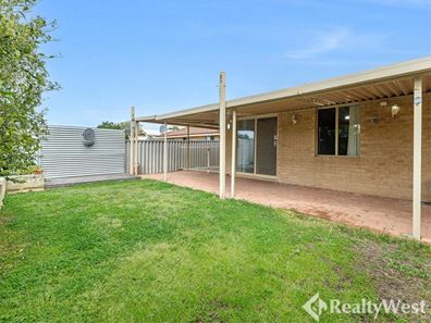 40 Honours Rise, Marangaroo WA 6064
