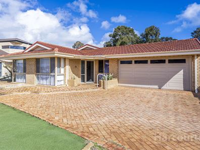 15 Parkwater Cove, Halls Head WA 6210