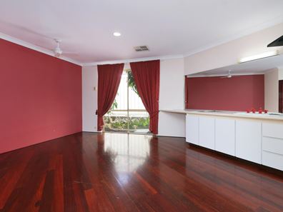 43 Paterson Gardens, Winthrop WA 6150