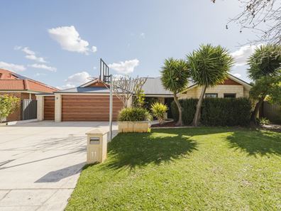 11 Satine Turn, Aveley WA 6069