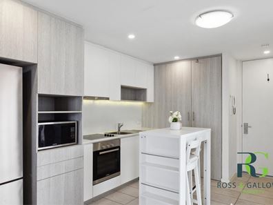 17/15 Leonard Street, Victoria Park WA 6100
