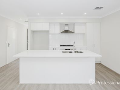 28 Antares Lane, Bennett Springs WA 6063