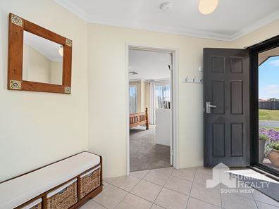 7 Driver Road, Dalyellup WA 6230