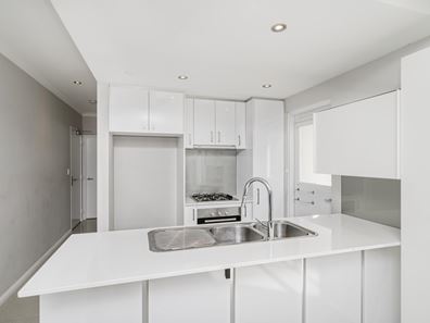 14B Bauxite Lane, Joondanna WA 6060