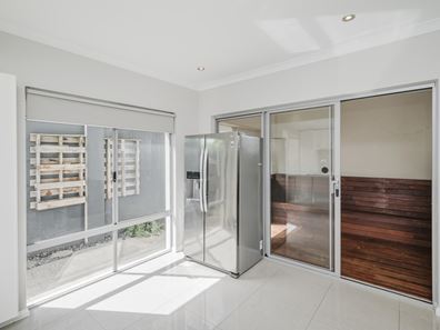 14B Bauxite Lane, Joondanna WA 6060