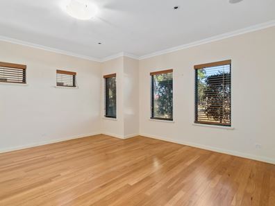 19 Getting Street, Lathlain WA 6100