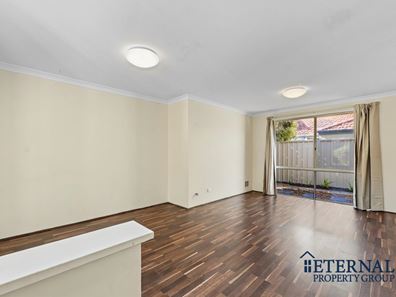 6/9 Gochean Avenue, Bentley WA 6102