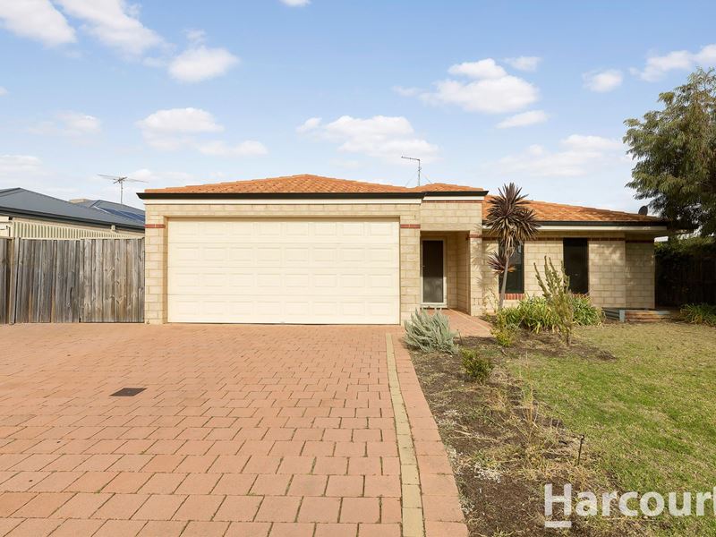 217 Peelwood Parade, Halls Head WA 6210