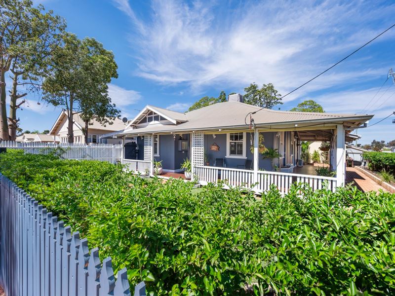 37 Addis Street, Lamington WA 6430