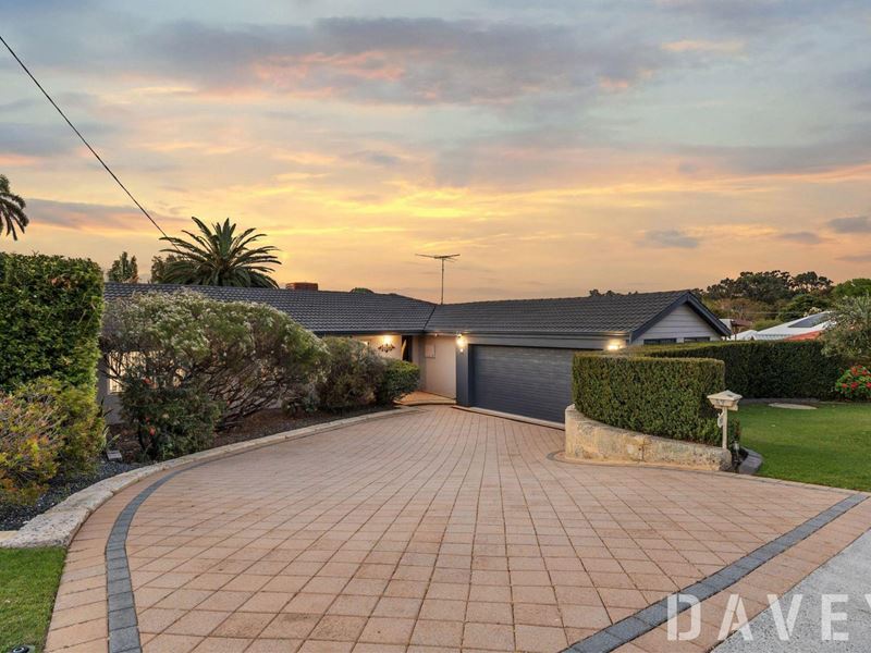 17 Balfern Court, Hamersley WA 6022