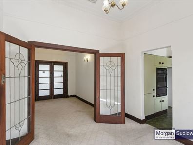 21 Carrington Street, Nedlands WA 6009
