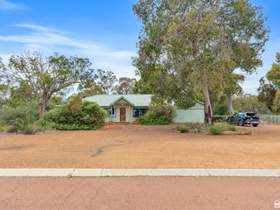 28 Aulini Drive, Bedfordale WA 6112