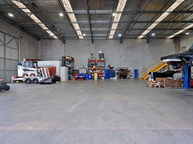 1 Einstein Link, Forrestdale WA 6112