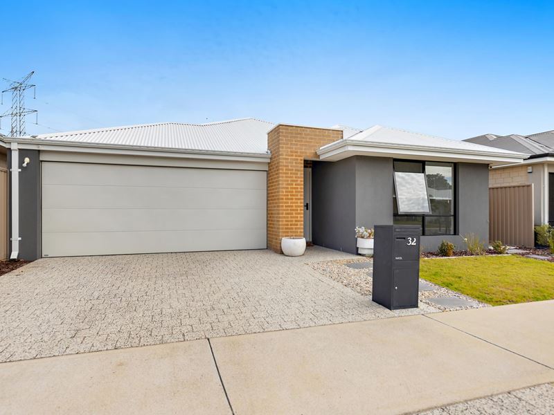 32 Becker Loop, Mandogalup