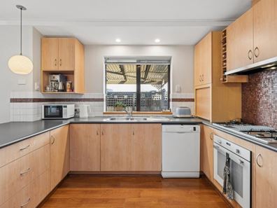5A Worner Crescent, Karrinyup WA 6018
